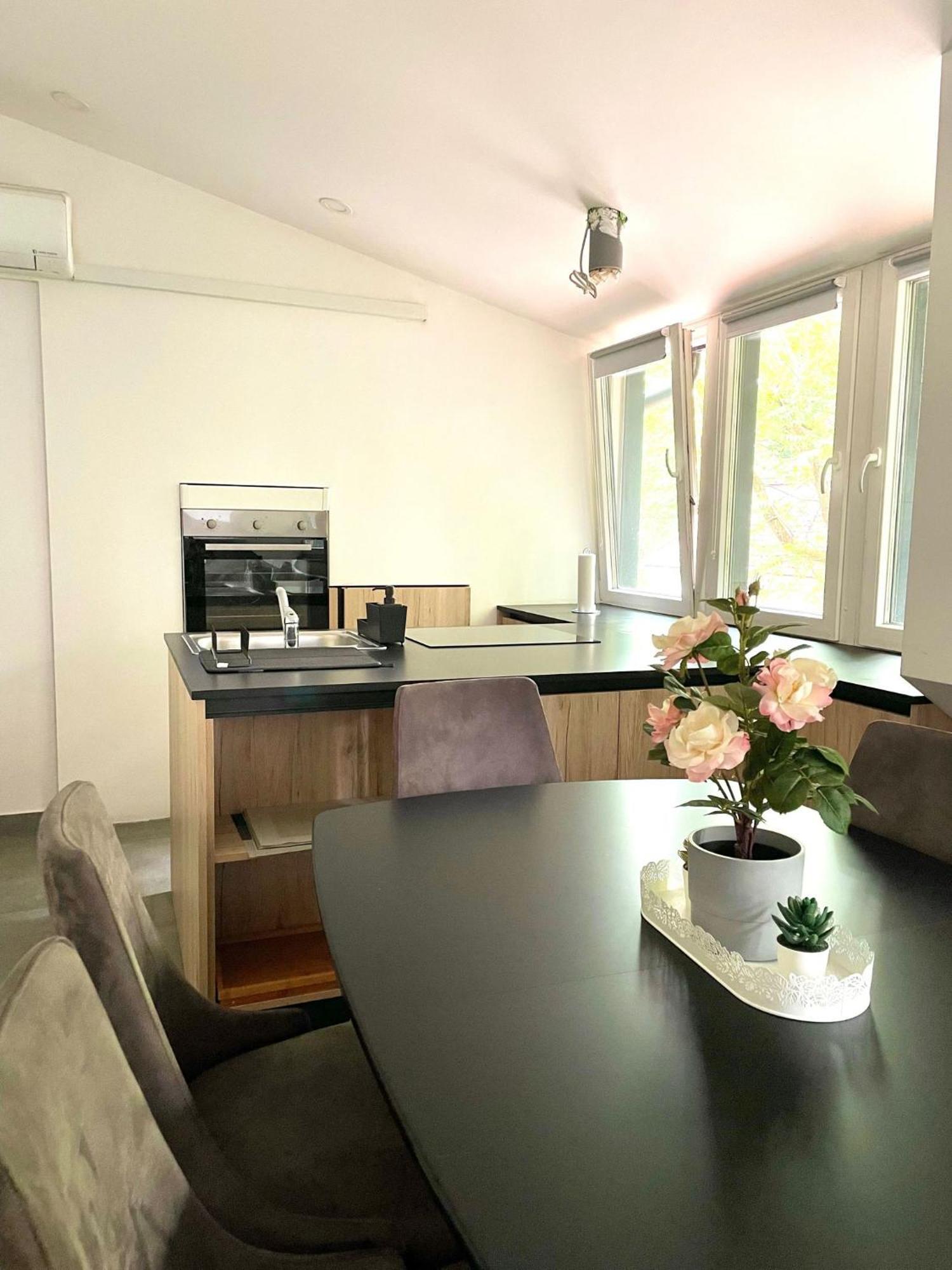 Khan Apartments Lublaň Exteriér fotografie